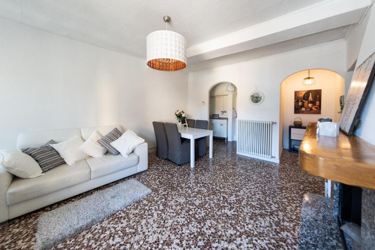 Family Nest Overlooking Lake Como - By Rent All Como Argegno Eksteriør billede