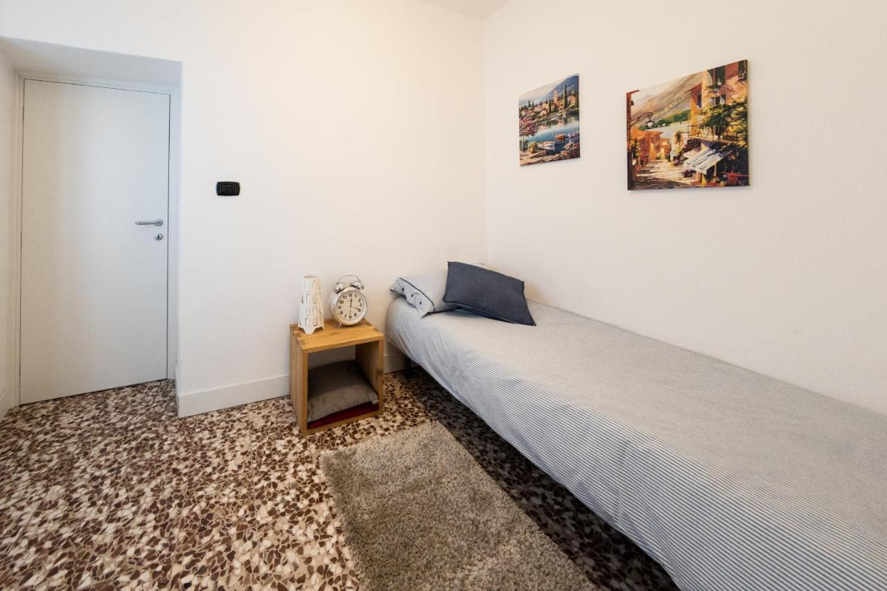 Family Nest Overlooking Lake Como - By Rent All Como Argegno Eksteriør billede